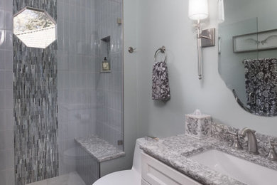 Bathroom photo in Other