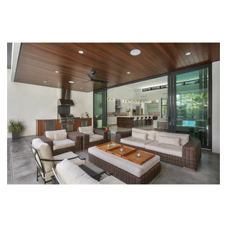 Camino Real Residence - Modern - Pool - Tampa - by April Balliette
