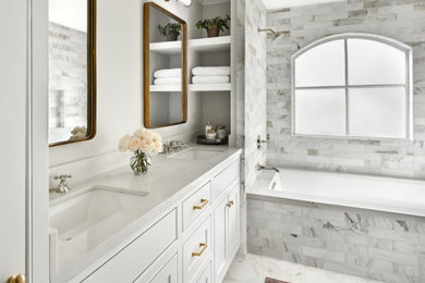 Example of a bathroom design in Houston