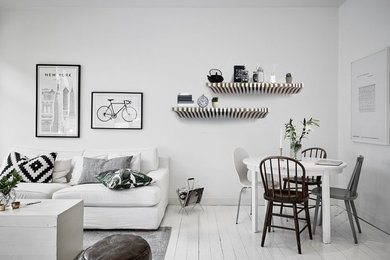 Modular and interactive bookshelf