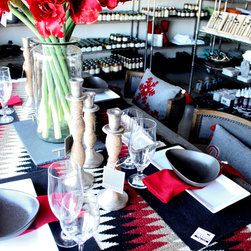 Tables in Ankeny - Products