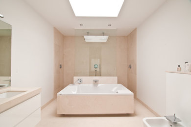 Minimalist bathroom photo in Amsterdam