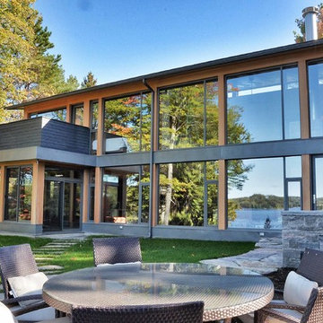 Floor to Ceiling Windows & Lake Views