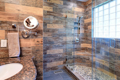 Inspiration for a country bathroom in Other.