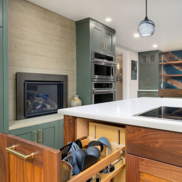 Oakway Transitional Kitchen