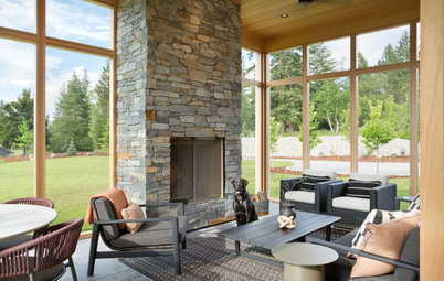 Porch of the Week: Screened-In Space for Indoor-Outdoor Living