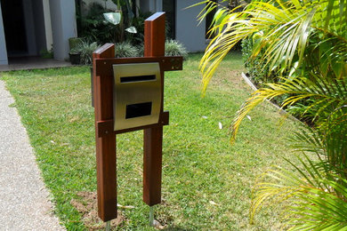 Tugun Letterbox with large rear access mailbox