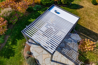 Residential: Freestanding Motorized Louvered Pergola