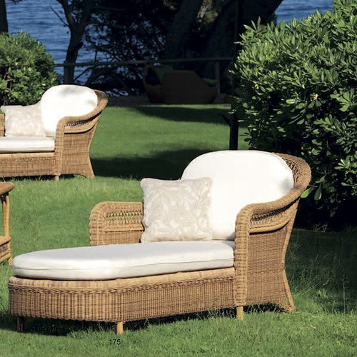 Outdoor Chaise Lounges