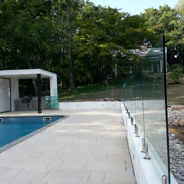 Frameless glass pool fences