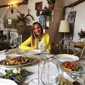 Gökçe Özbadur's photo