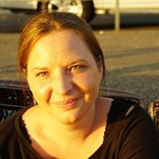 Julia Brühl's photo