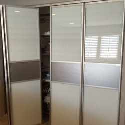 BFD-07 WengeWhite Obscure Glass Single Bi-Fold Door - Interior Doors
