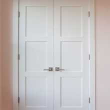 Door Handle And Hinges