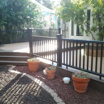 Composite deck with Radiance Railing and octo seating area