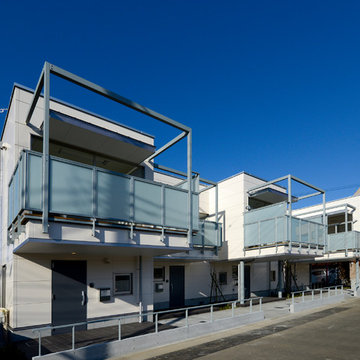 MANNOR HOUSE