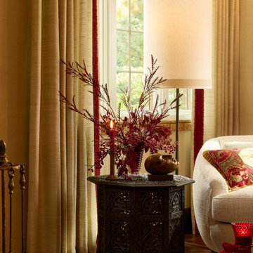 Quiet Holiday Decorated Space with Designer Style