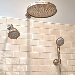 Master Suite - Showerheads And Body Sprays