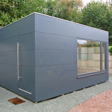 Büro mit eckiger Fensterfront, Kubus III