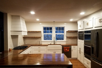 Kitchen photo in Minneapolis