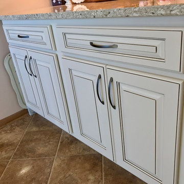 Painted Pearl with Umber Glaze MSI Quartz Countertop-New Windsor Remodel
