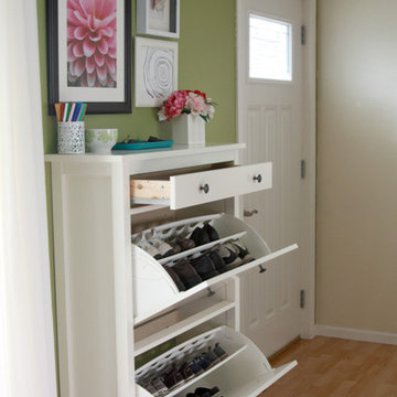 Entry Way Organizing.
