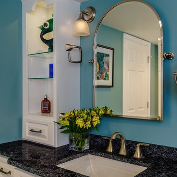 Woodbridge Traditional Master Bathroom