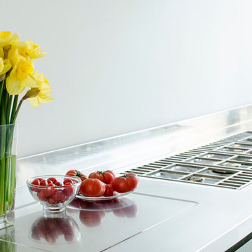 Flush-mount hob