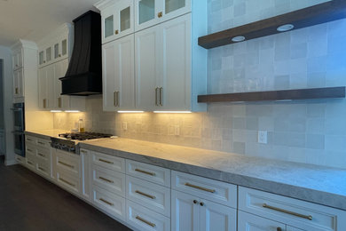 Kitchen - kitchen idea in Phoenix