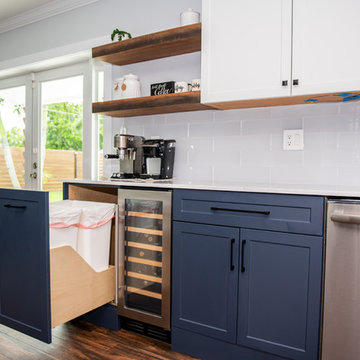 Contemporary Kitchen Update Done in a 2 Tone Color