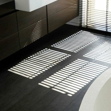 Staircase & Bathroom