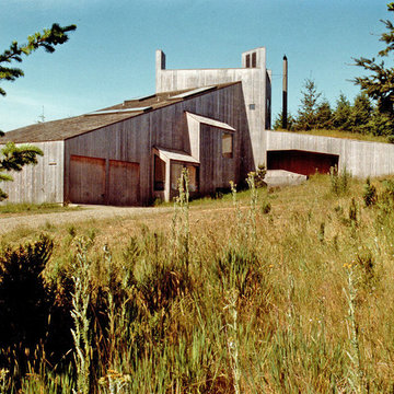Louis: View from East