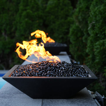 Custom Gas Fire Features | Poolside Fire Bowls & Linear Fire Table