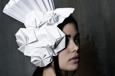 Tocados y sombreros de origami para novias