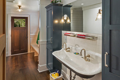 Inspiration for a coastal bathroom remodel in Milwaukee