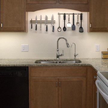 Under Cabinet LED Lighting