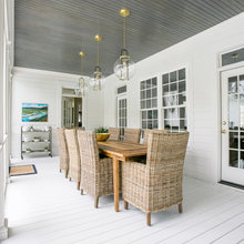 Screened-in Porch & Yard