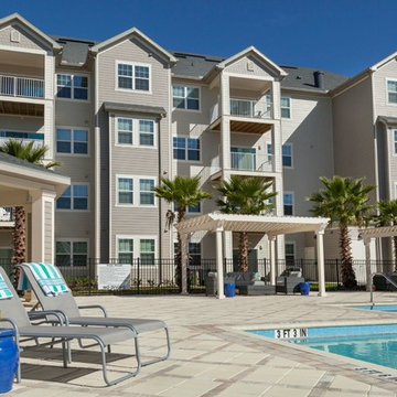 The Avenue Apartments