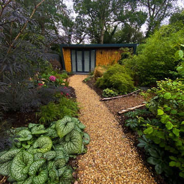 Garden Office Studio with contemporary landscaping