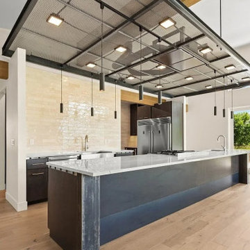 Milpitas Kitchen Remodeling, Sleek and Antique Character