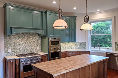 Inspiration for a timeless kitchen remodel in Providence