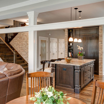 Modern Unity- a Traditional/Craftsman style Home