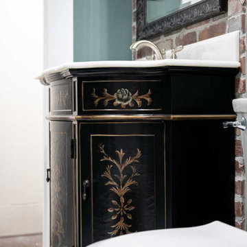 Charming 1800s Historic Bathrooms with Elegant Upgrades