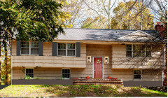 Door and Shutters Colors on Raised Ranch