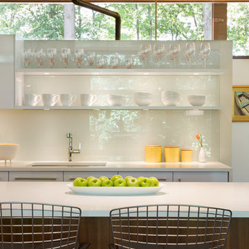 CODE Artic White Glossy Laminate and Cinnamon Walnut Matte Wood Kitchen Remodel