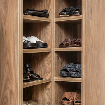Corner shoe storage