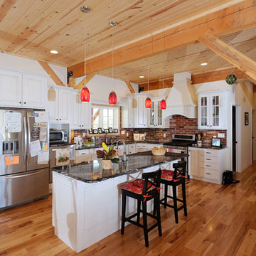 Acreage Barn Home in Iowa