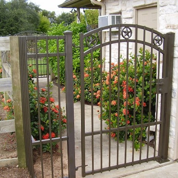 Walkthrough and Breezeway Gates