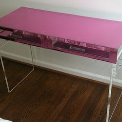 Vanity / desk pink mirror - Bedroom & Makeup Vanities