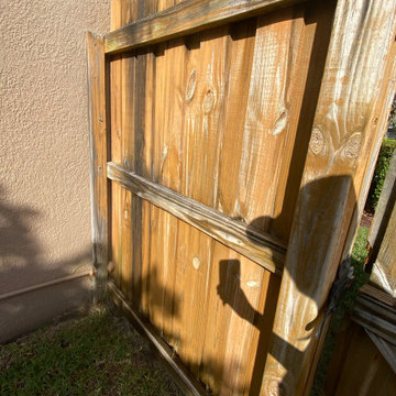 Orlando Fence Solid Stain